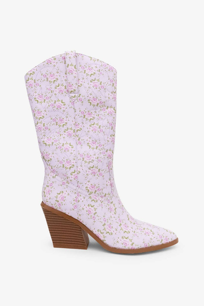 Blossom Rodeo Boots in Lavender