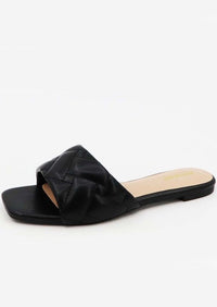 Buzzing Sandals
