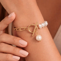 Pearls & Poise Bracelet