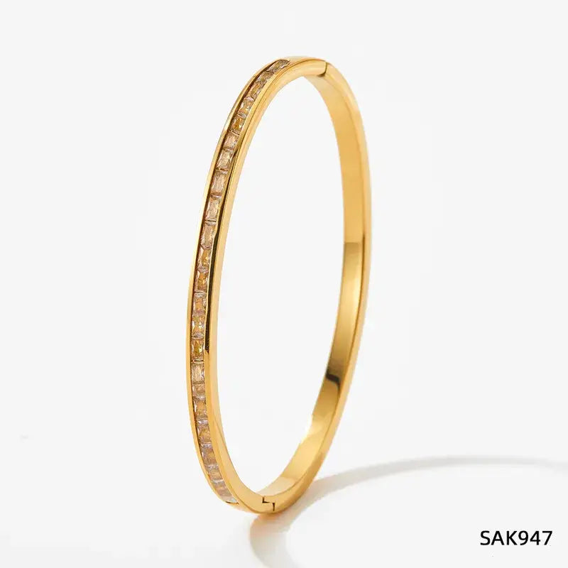 The Emmy Bangle Braclet