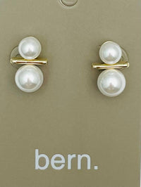 Double Pearl Stud