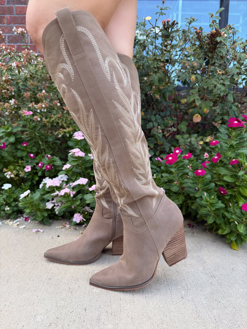 Bronco Knee-High Boots in Dark Taupe
