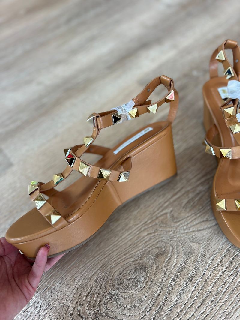 Ella Wedges