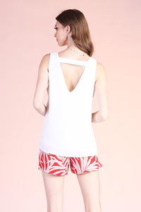 The Easy Elegance Textured Tank