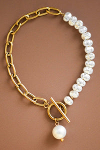Pearls & Poise Bracelet