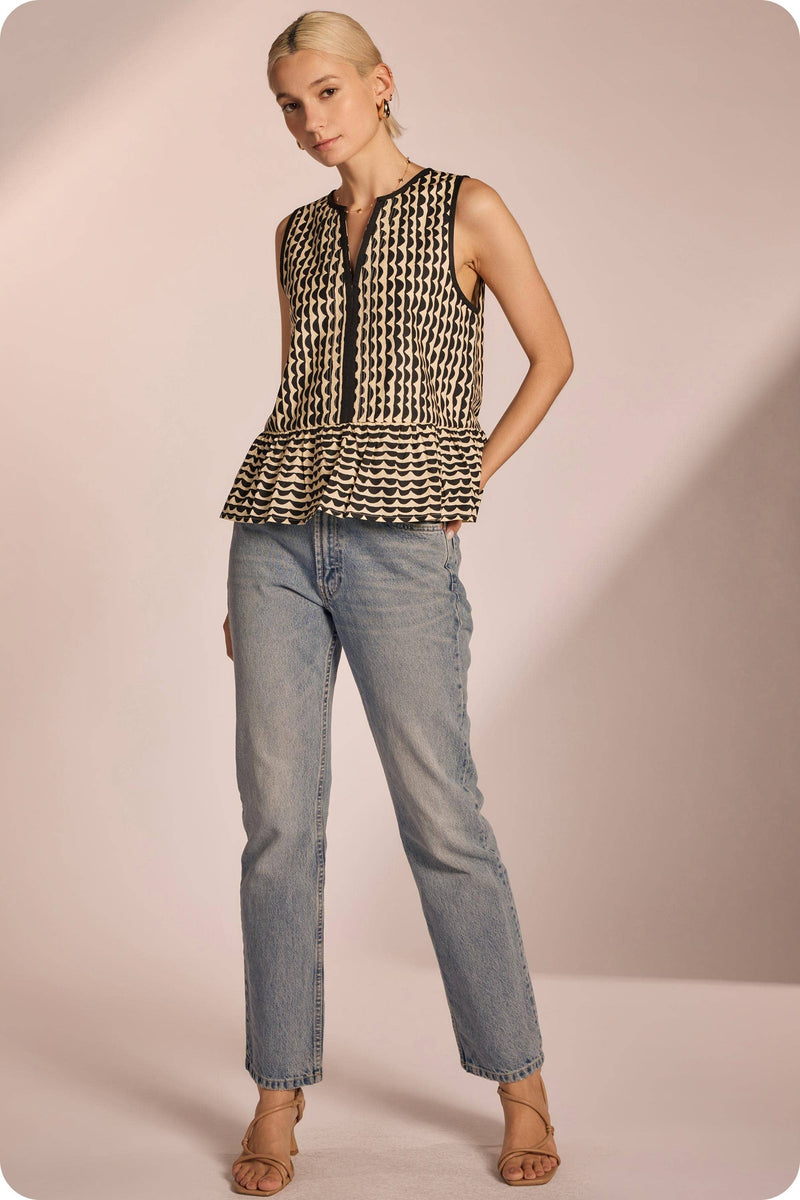 Scallop Print Sleeveless Blouse