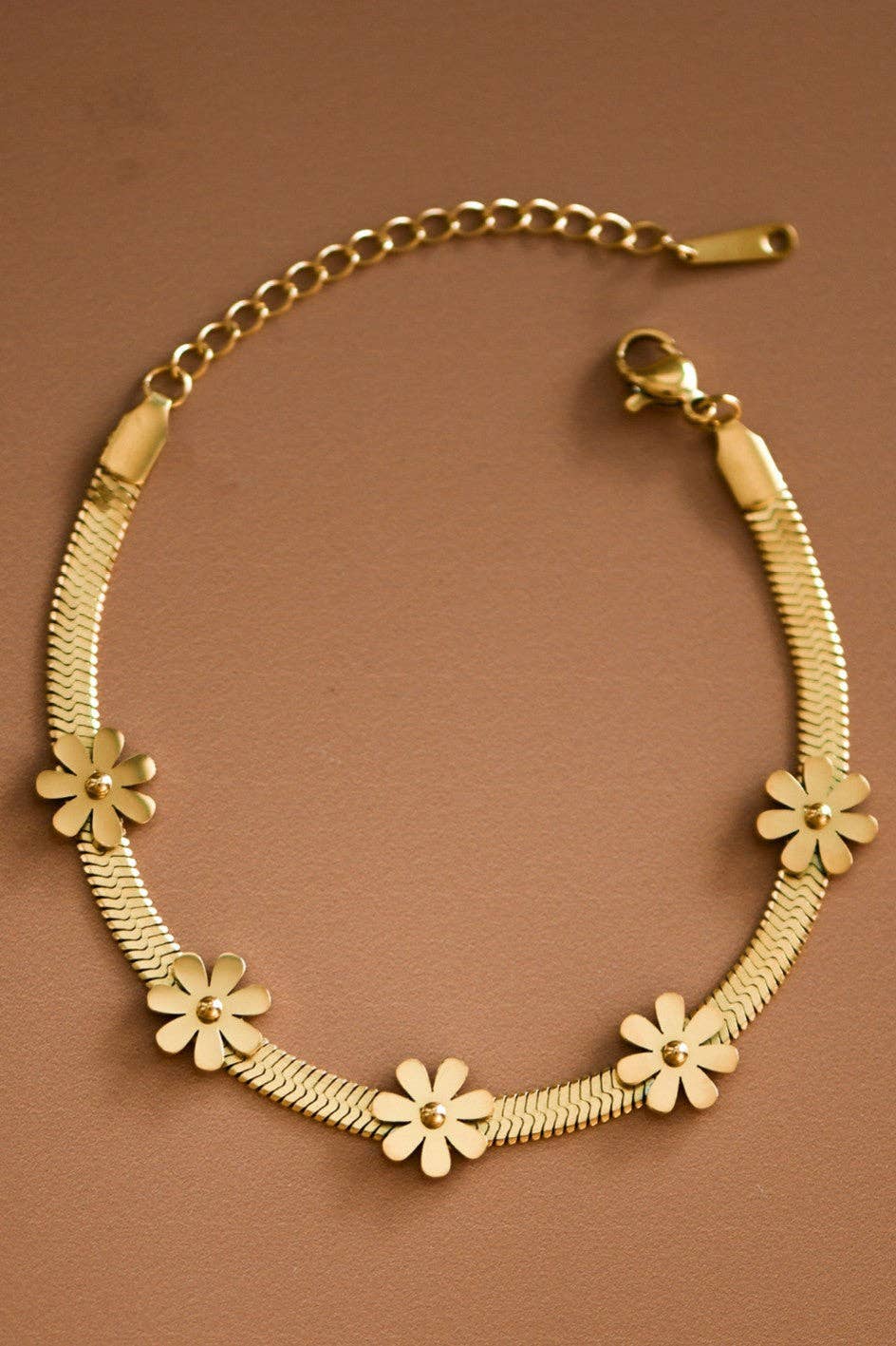 Golden Daisy Drift Bracelet
